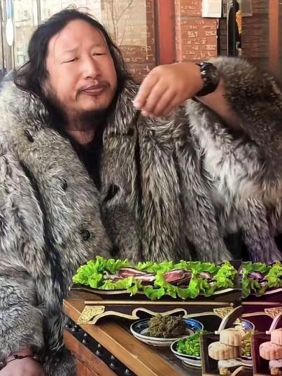 毛子哥吃瓜,揭秘娱乐圈幕后真相