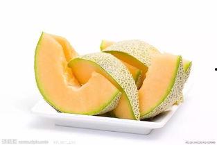 吃哈密瓜噎住,小心噎住危机