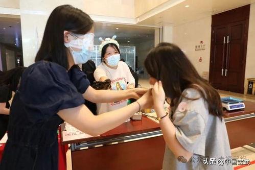 庄河吃瓜事件媛媛,媛媛的瓜田奇遇记