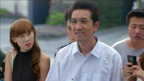 帅哥吃瓜吗原版,揭秘“帅哥吃瓜”背后的娱乐真相